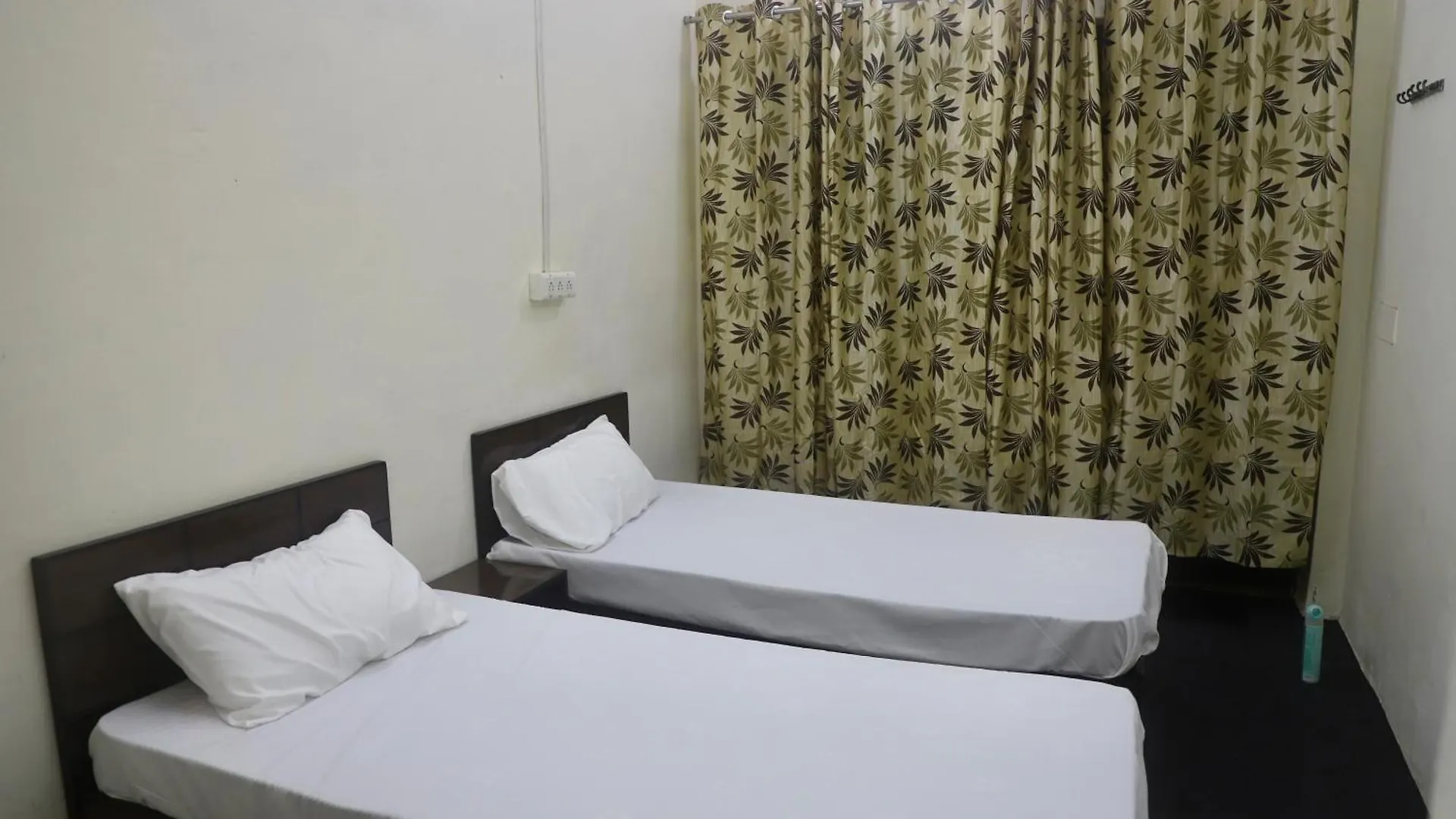 Budget-Friendly Udaipur Stay 0*,